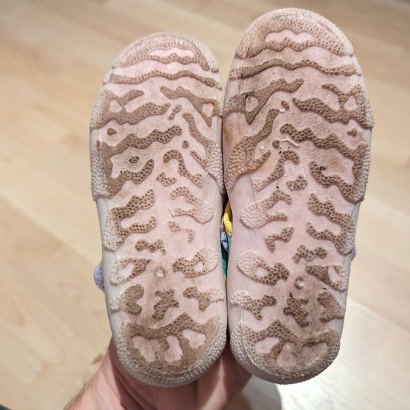 Joe Fresh Water Shoes - Infant Girl Size 8, Colorful and Well-Loved with Velcro - Picture 4 of 4